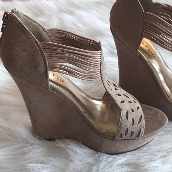 Beige Madden Girl platforms - Picture 6 of 12